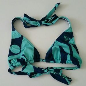 SUPER CUTE & COMFY ROXY BIKINI HALTER TOP